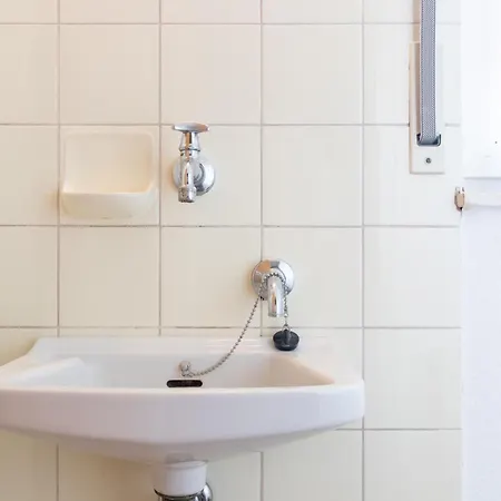 Monteuersapartment I 3 Schlafzimmer I 6 Betten I Kuche I Waschmaschine I Balkon I Garten Darmstadt